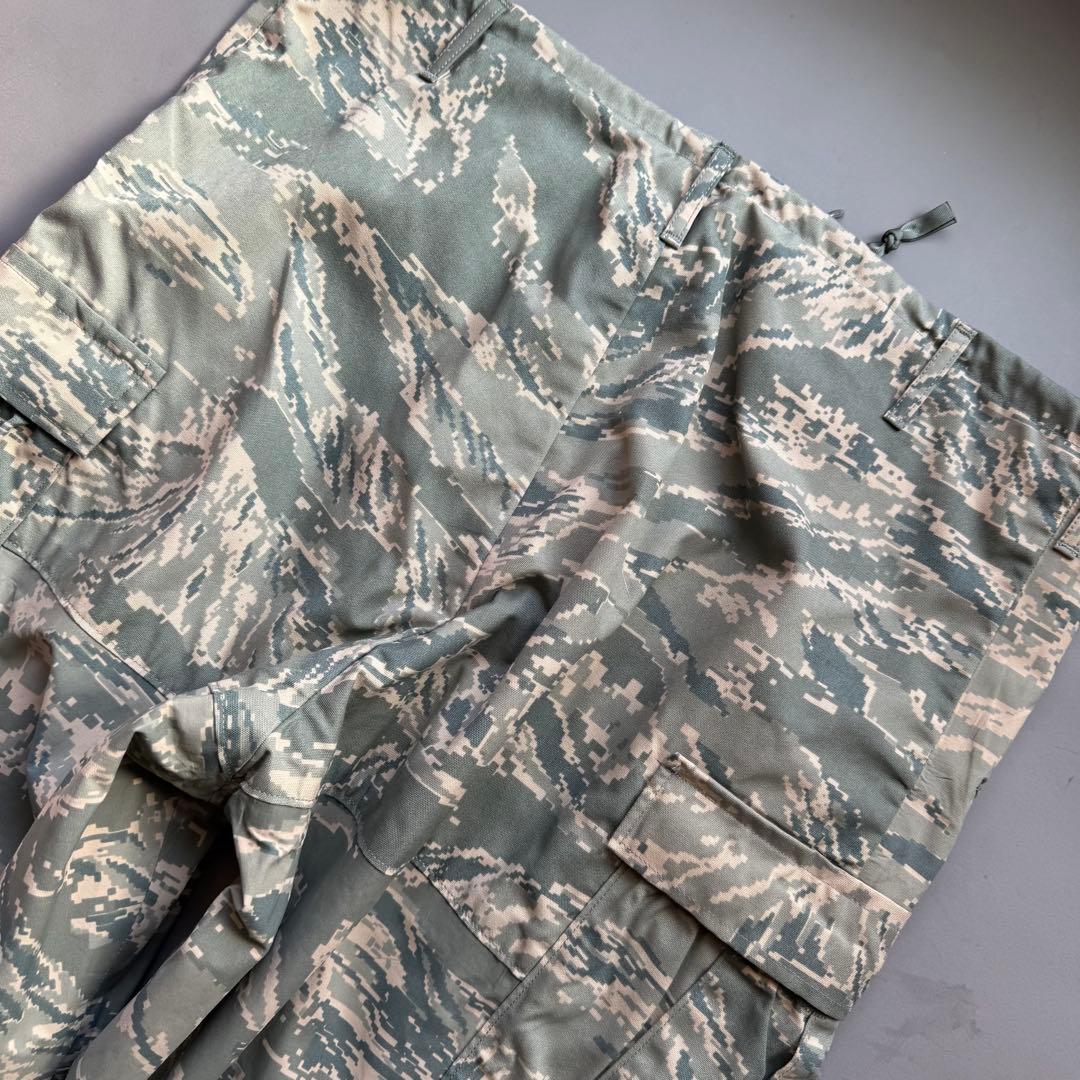 00s USAF 米軍 APECSゴアテックスパンツ タイガーデジタルカモ 古着