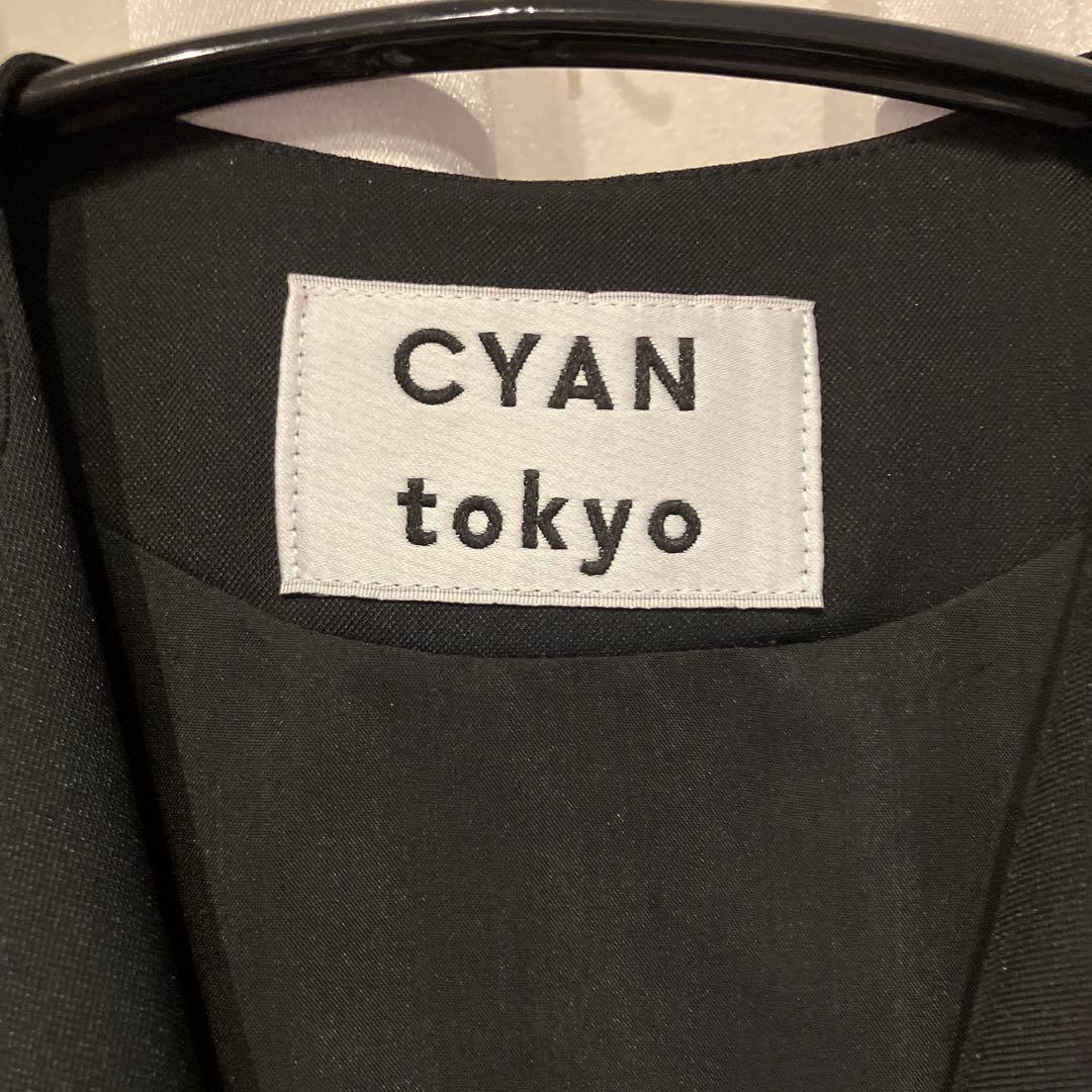 シアントーキョー　CYAN tokyo ブラック ジレ　ベスト