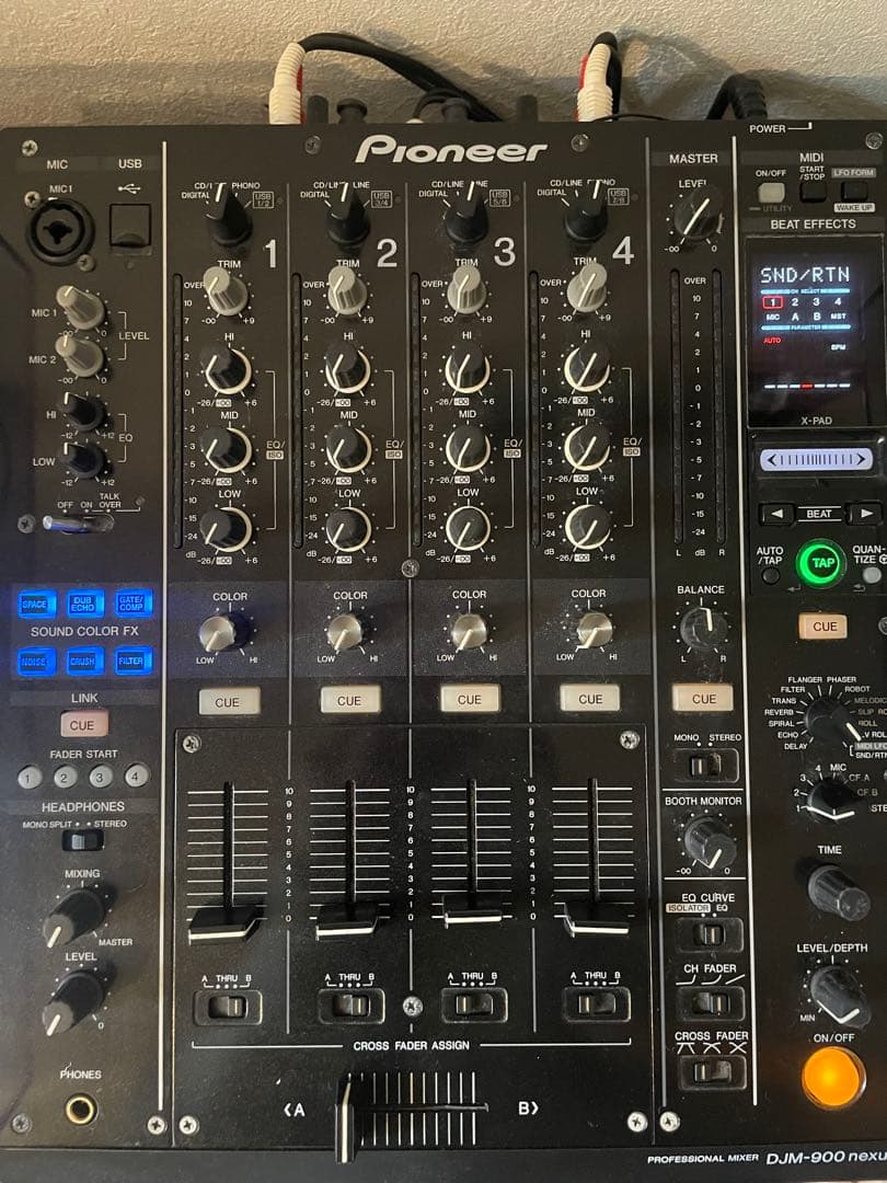 Pioneer CDJ900 nexus 2台とミキサーDJM900 nexus