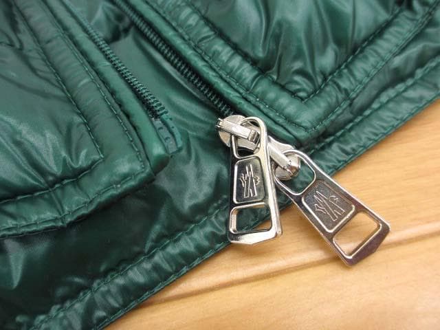 美品 モンクレール 23AW ギュイ GUI GILET ライトダウンベスト 2