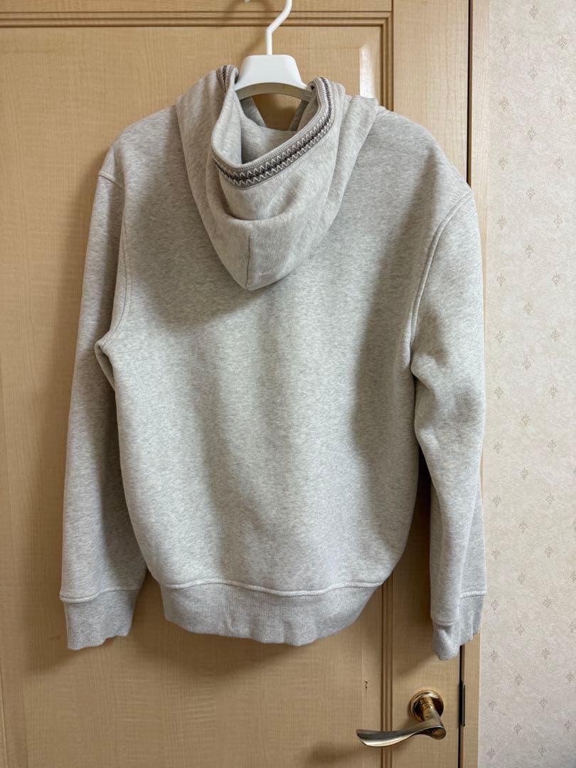 UGG アグ パーカー白 タスマンフーディ