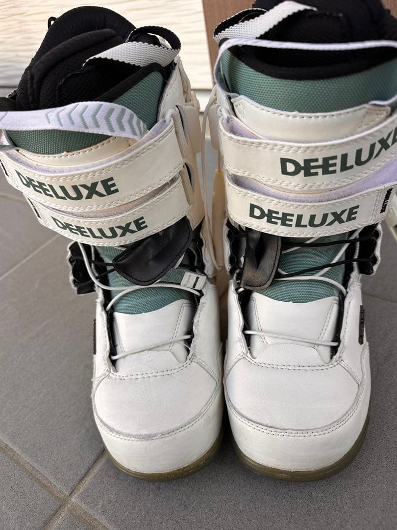DEELUXE スノーボードブーツ 女性用 ホワイト