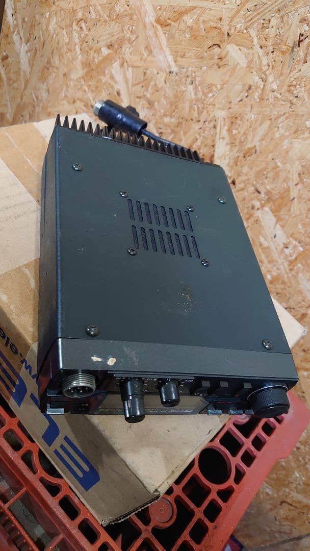 ICOM IC-2300 アマチュア無線機　中古