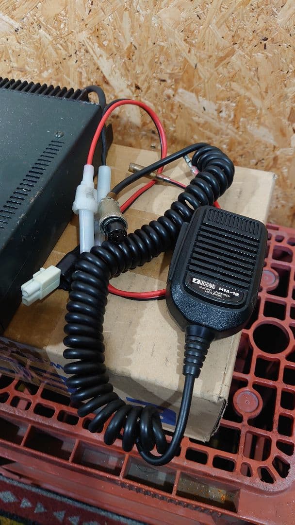 ICOM IC-2300 アマチュア無線機　中古