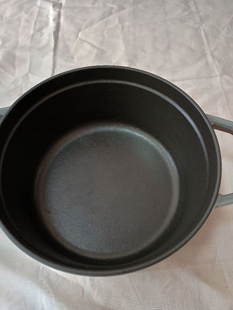 STAUB  PEAK CAMPING 両手鍋 22cm