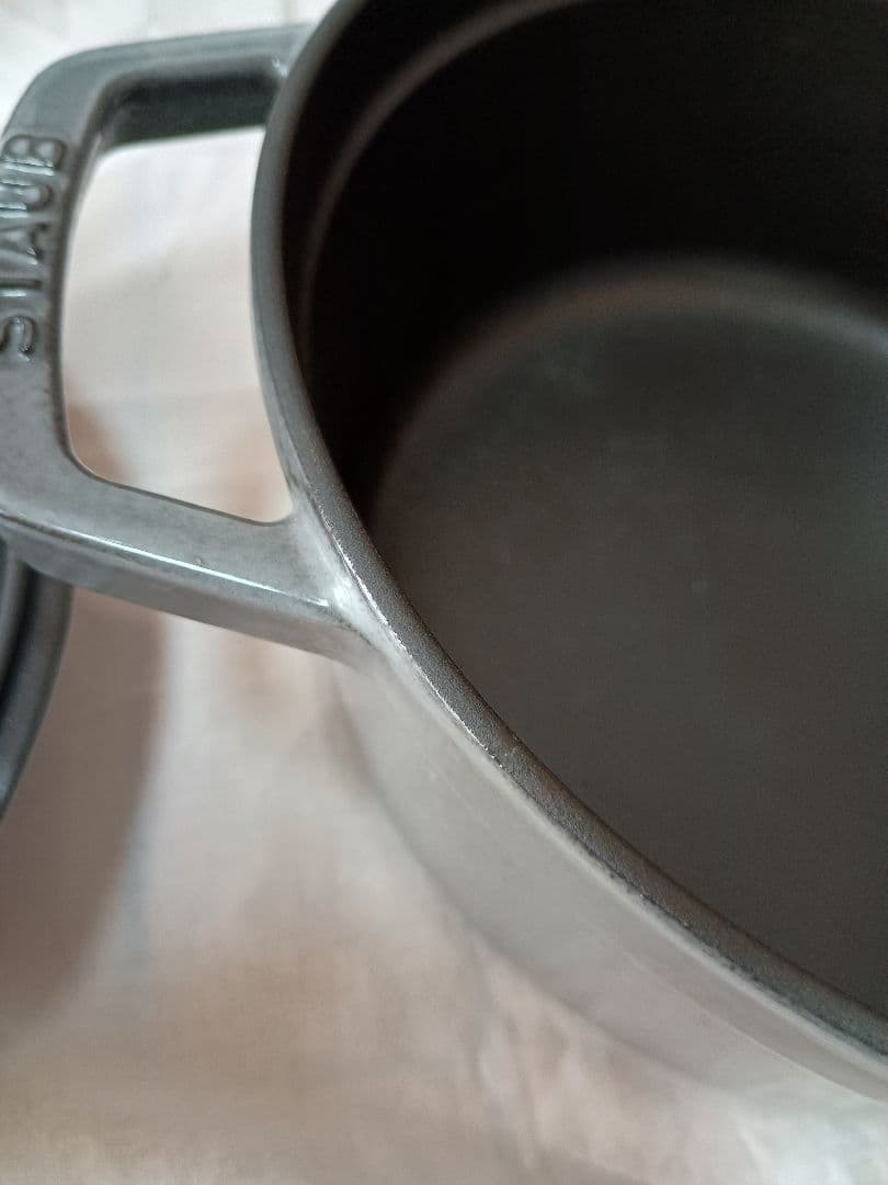 STAUB  PEAK CAMPING 両手鍋 22cm
