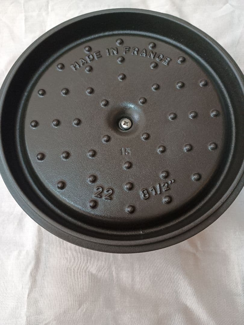 STAUB  PEAK CAMPING 両手鍋 22cm