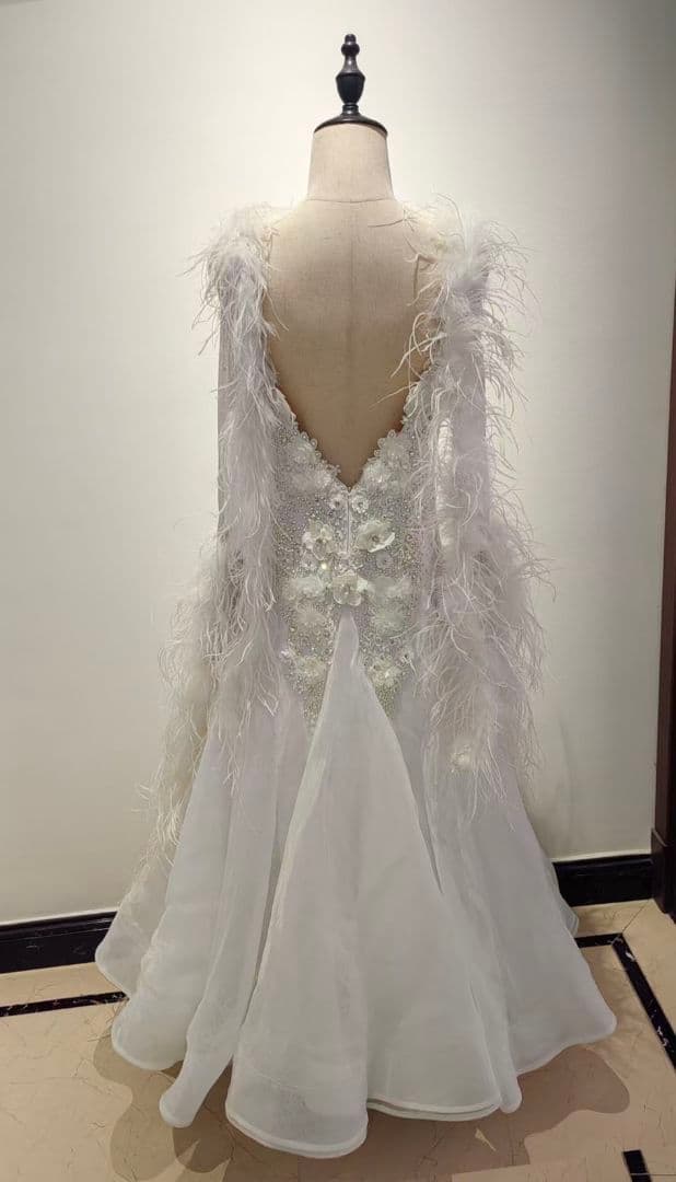 ★美品 お得　社交ダンスドレス スタンダードドレス オーストリッチ羽根 M