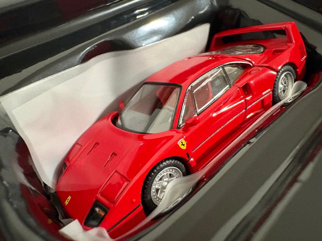 トミカ TLV Ferrari F40 (1989) NEO 新品未開封品