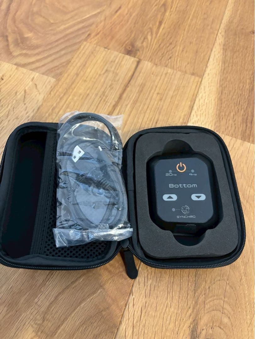 SIXPAD EMS パワースーツ　トップ＆ボトム セット レディースMサイズ