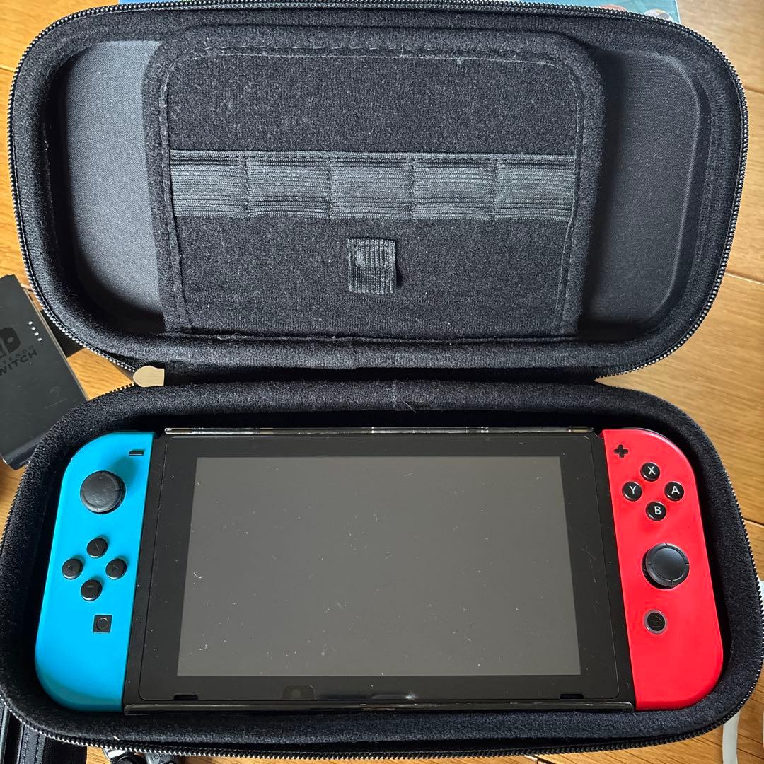 【持ち運びケース付】Nintendo Switch 本体