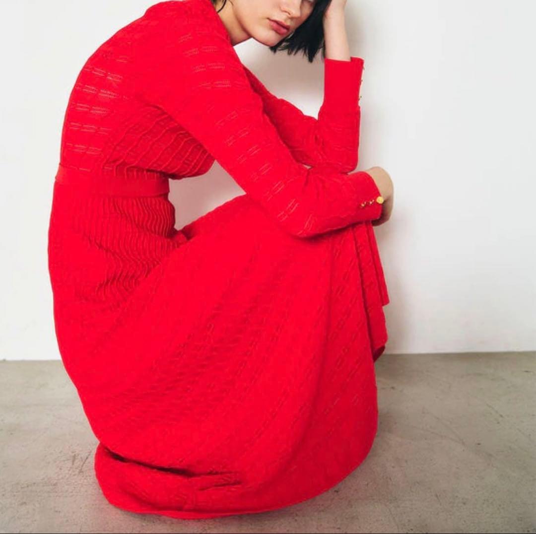 【ダイアグラム】極美品✨2024 ウェーブニットワンピース 山下美月さん着用