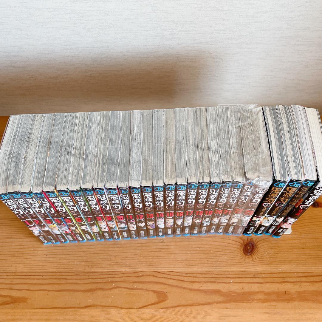 鬼滅の刃 全巻セット + 関連本４冊　セット