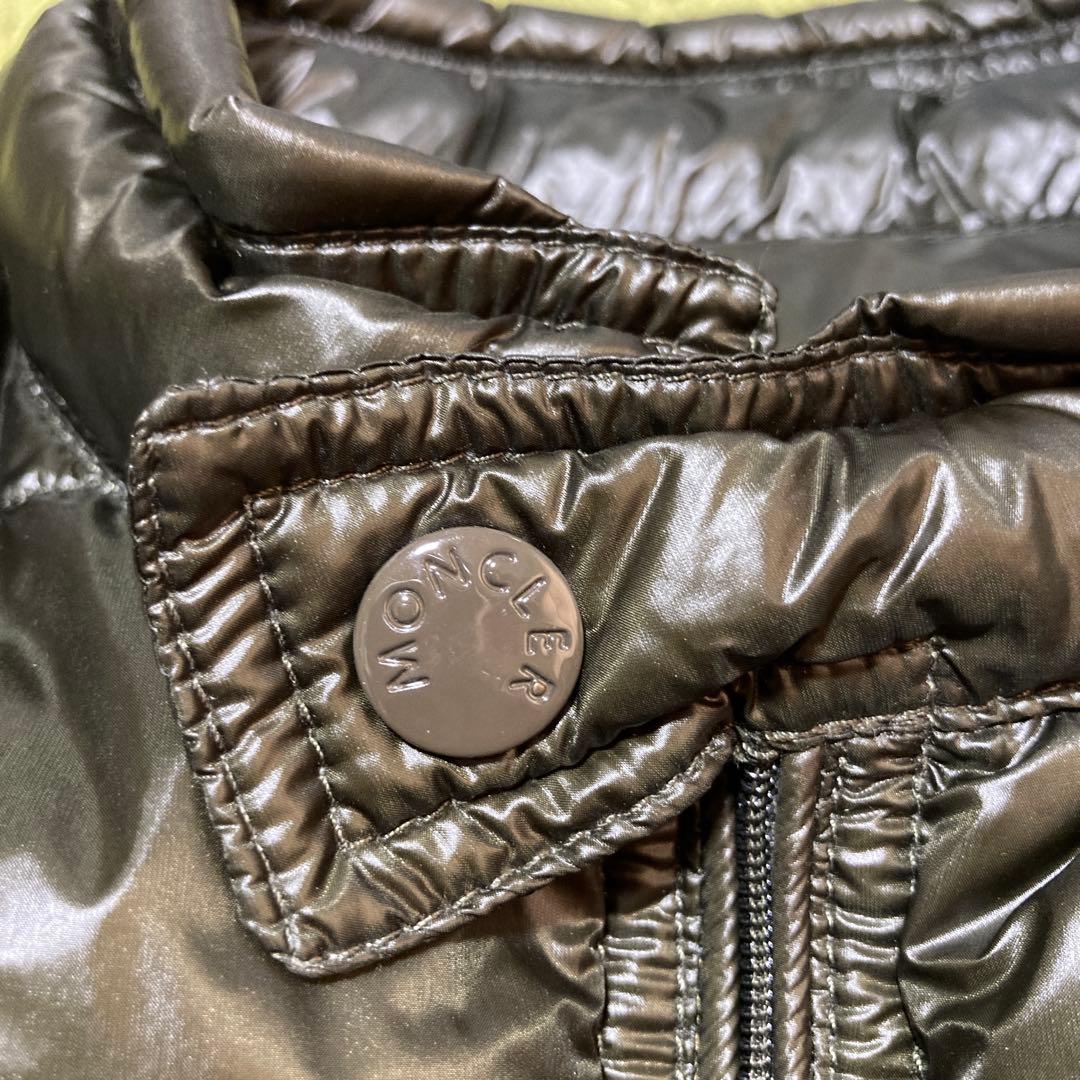 Moncler モンクレール gui ダウンベスト カーキ サイズ2