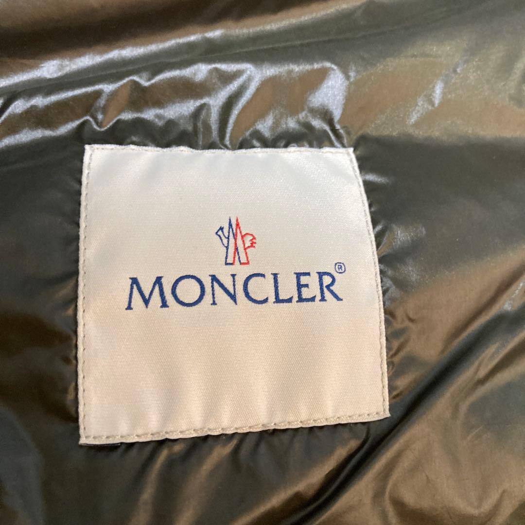 Moncler モンクレール gui ダウンベスト カーキ サイズ2