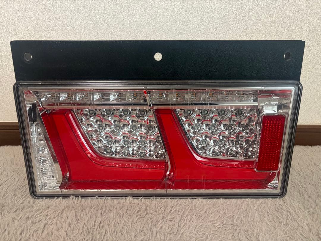 小糸 KOITO LED テールランプ 左右セット 2連シーケンシャルターン