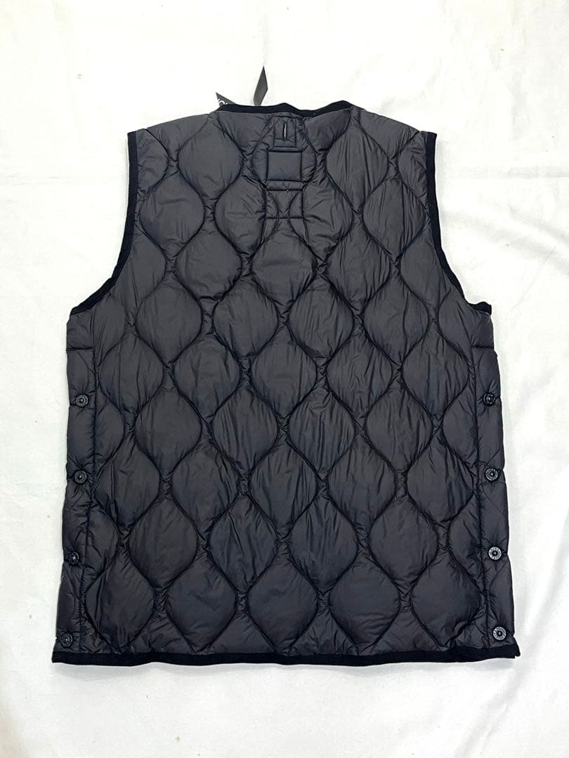 ラスト1点 新品未使用　TAION タイオン　ダウンベスト　size XL