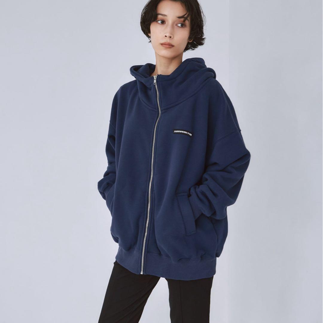 Mini Logo Volume Sweat Zipフーディー
