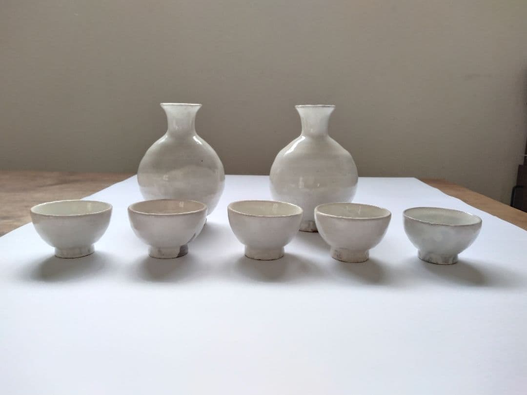 虎渓山　水月窯　粉吹風酒器　盃5客　徳利2客