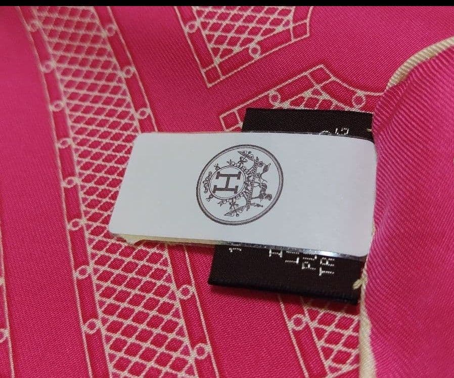 エルメス　スカーフ　プチカレ