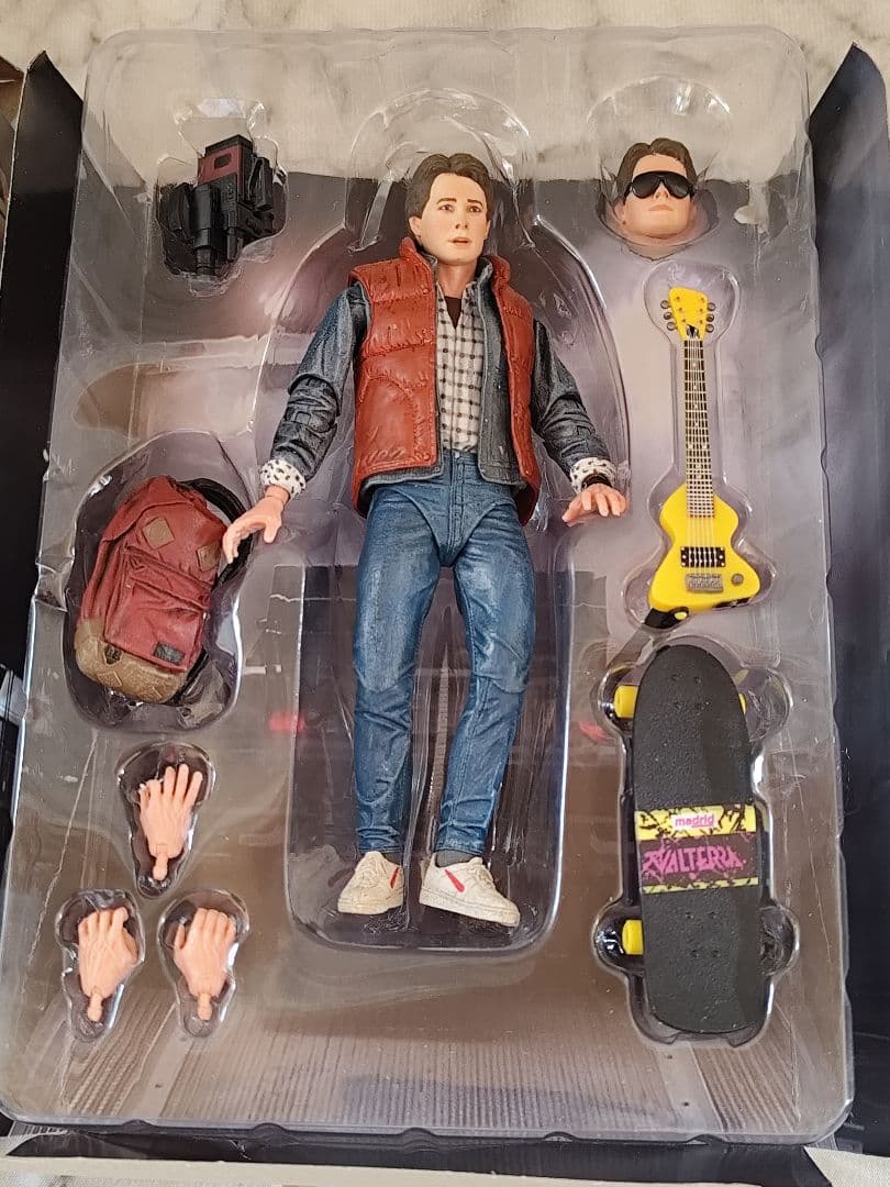 NECA バックトゥーザフューチャー マーティ フィギュア BTTF 映画グッズ