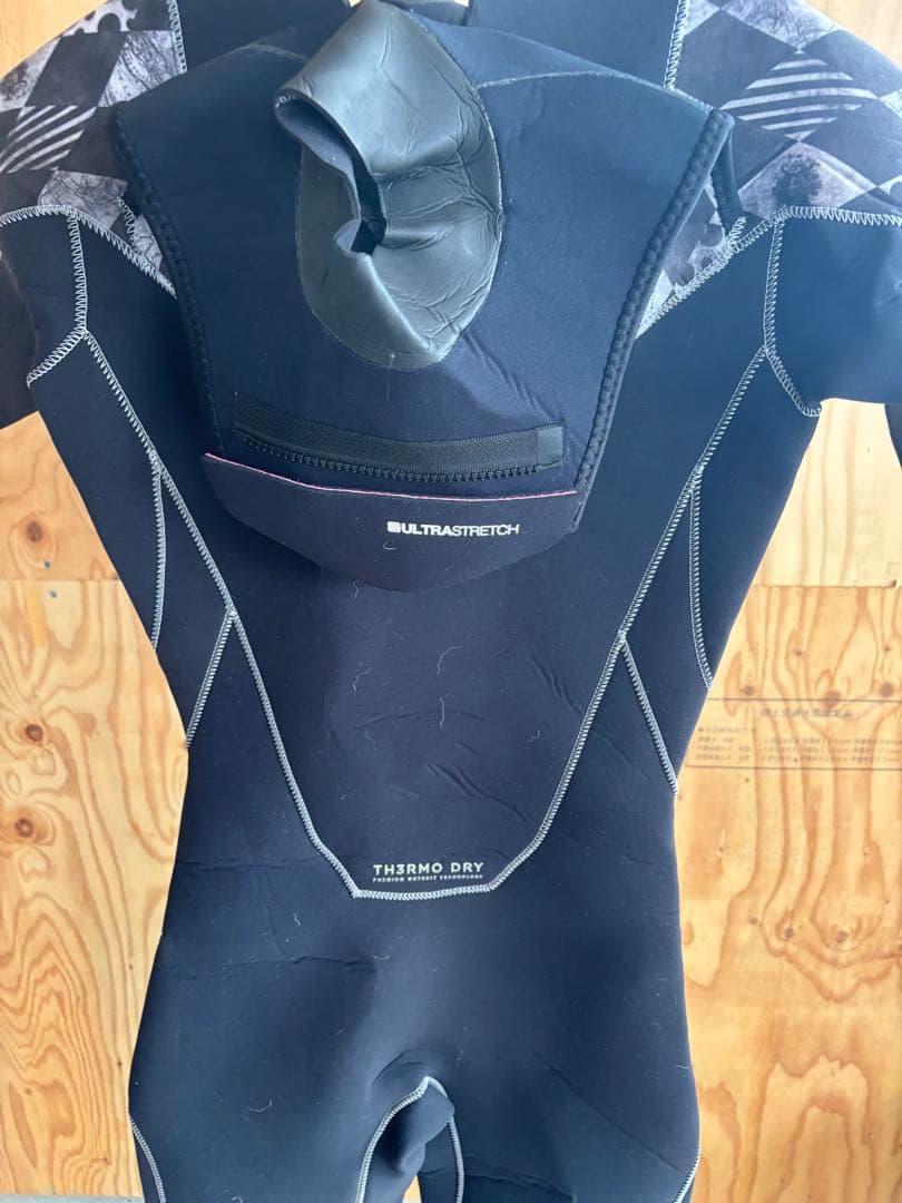 xcel エクセルD3 シーガルウェットスーツ ブラック