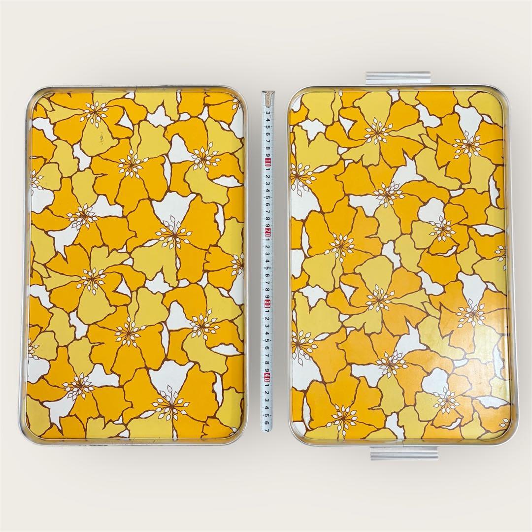 昭和レトロ 花柄 キッチンワゴン 3段 取外しトレイ付き 70年代 レトロポップ