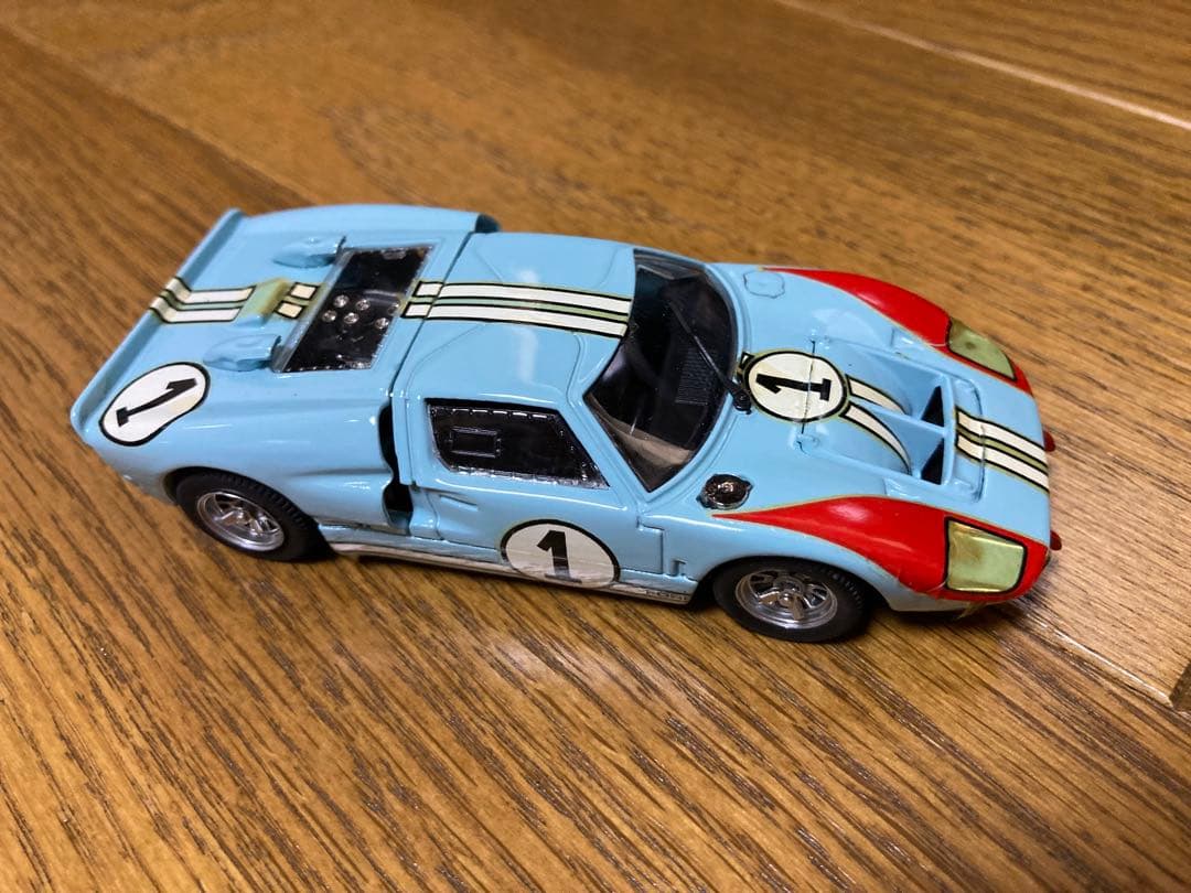 Bang 1/43 ミニチュアカー