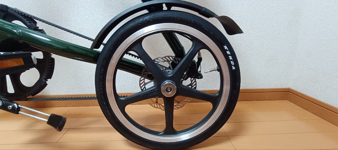 STRIDA LT グリーン 折り畳自転車 美品 ディスクブレーキ 純正タイヤ付