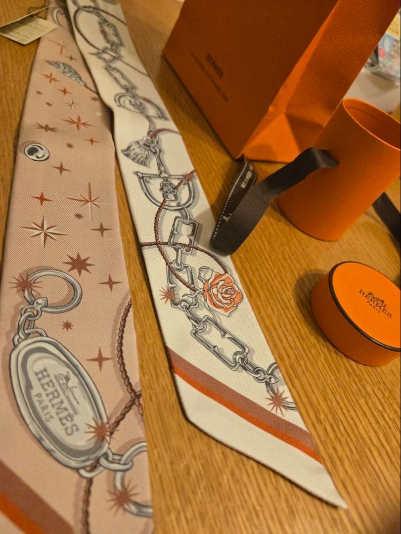新品未使用Hermès シルクスカーフ