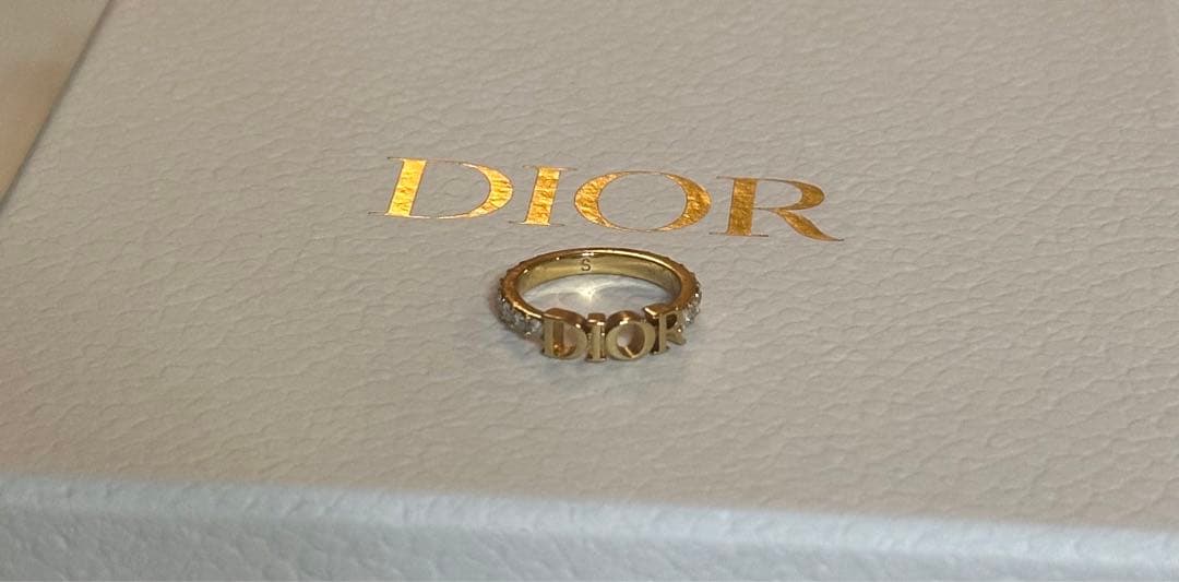 Dior evolution リング 指輪