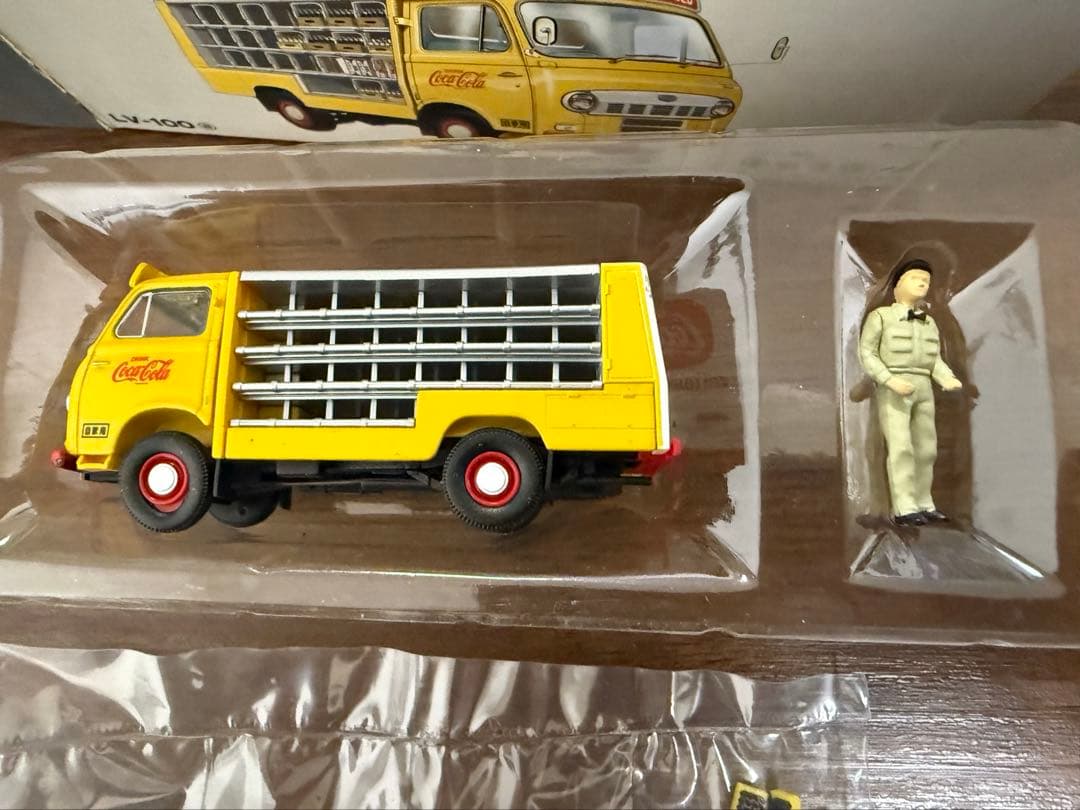 TOMICA LIMITED VINTAGE ニッサン キャブオール ルートカー