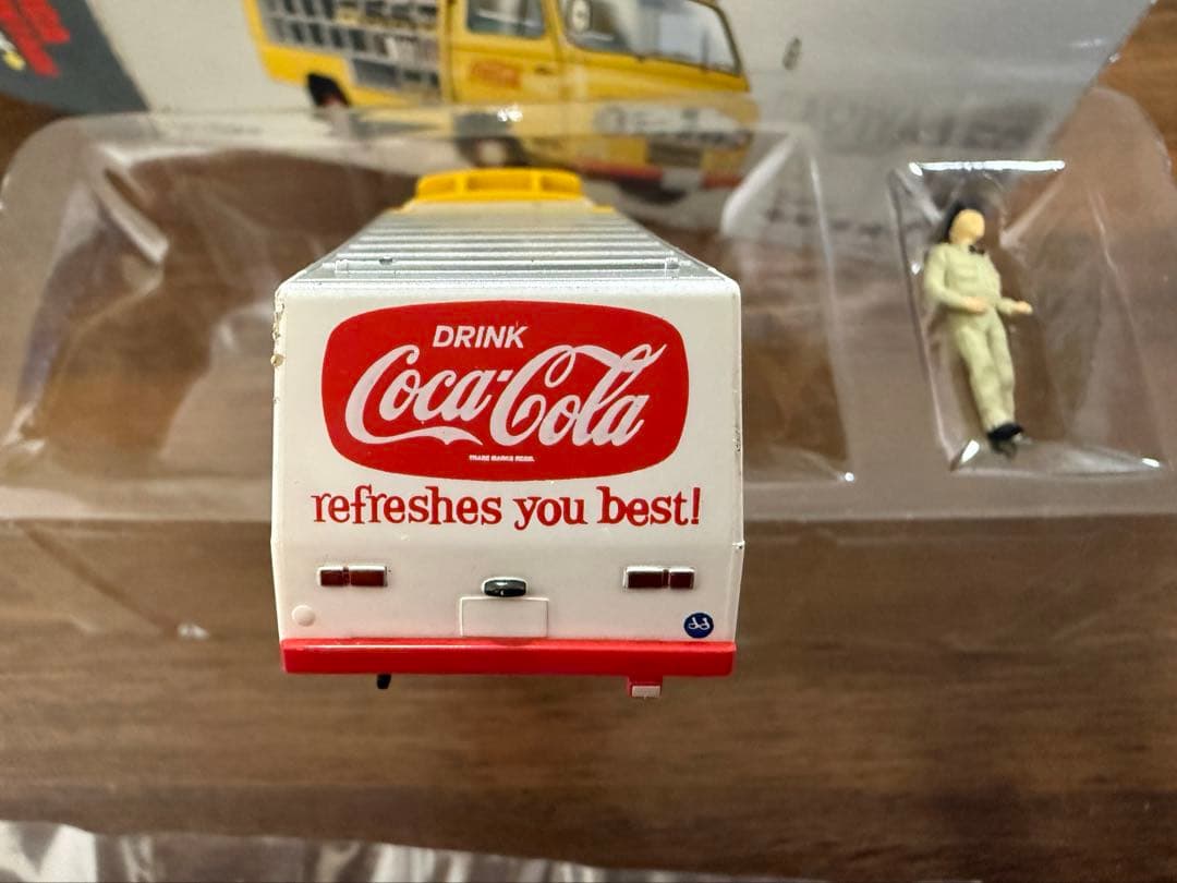 TOMICA LIMITED VINTAGE ニッサン キャブオール ルートカー