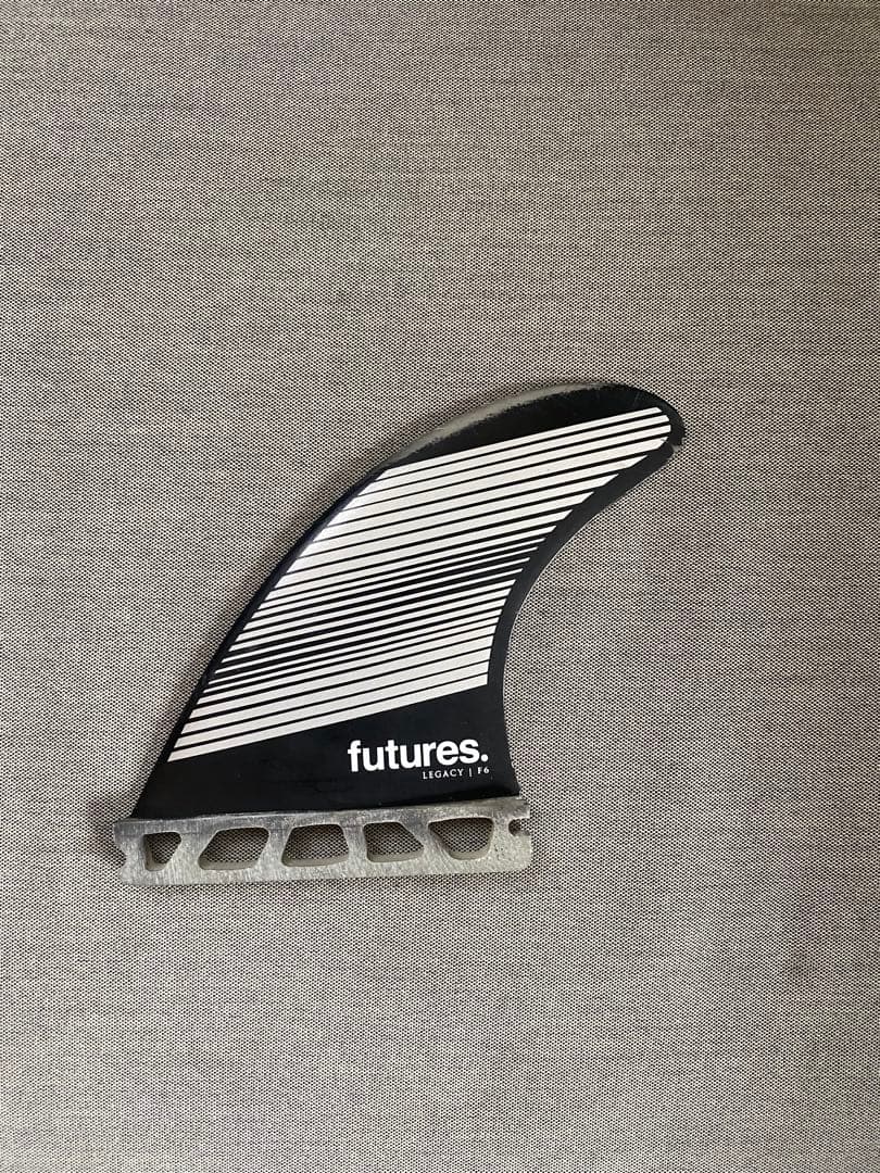 futures Legacy F6 Mサイズ