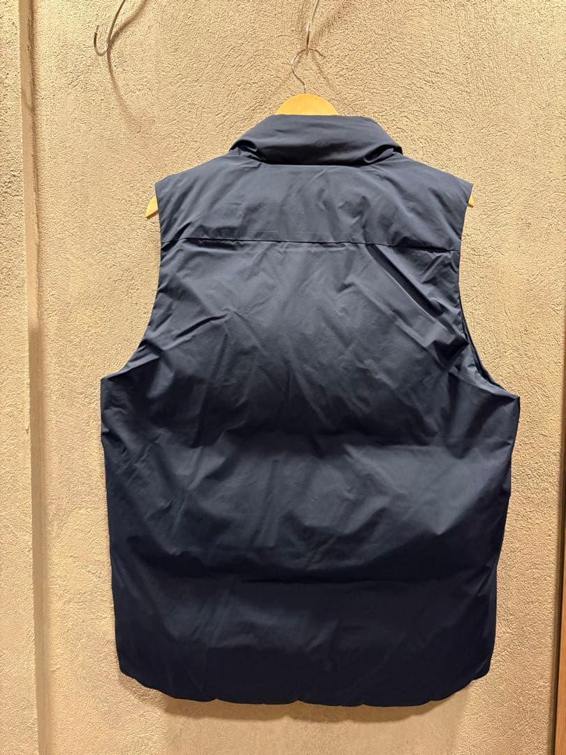  peak ネイビー ダウンベスト L