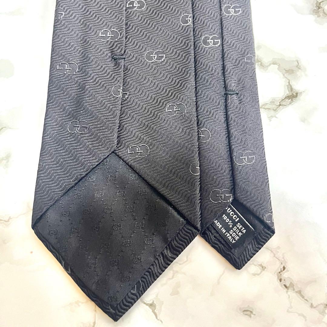 美品✨　GUCCI ネクタイ　ブラック　ジャガード　モーマント