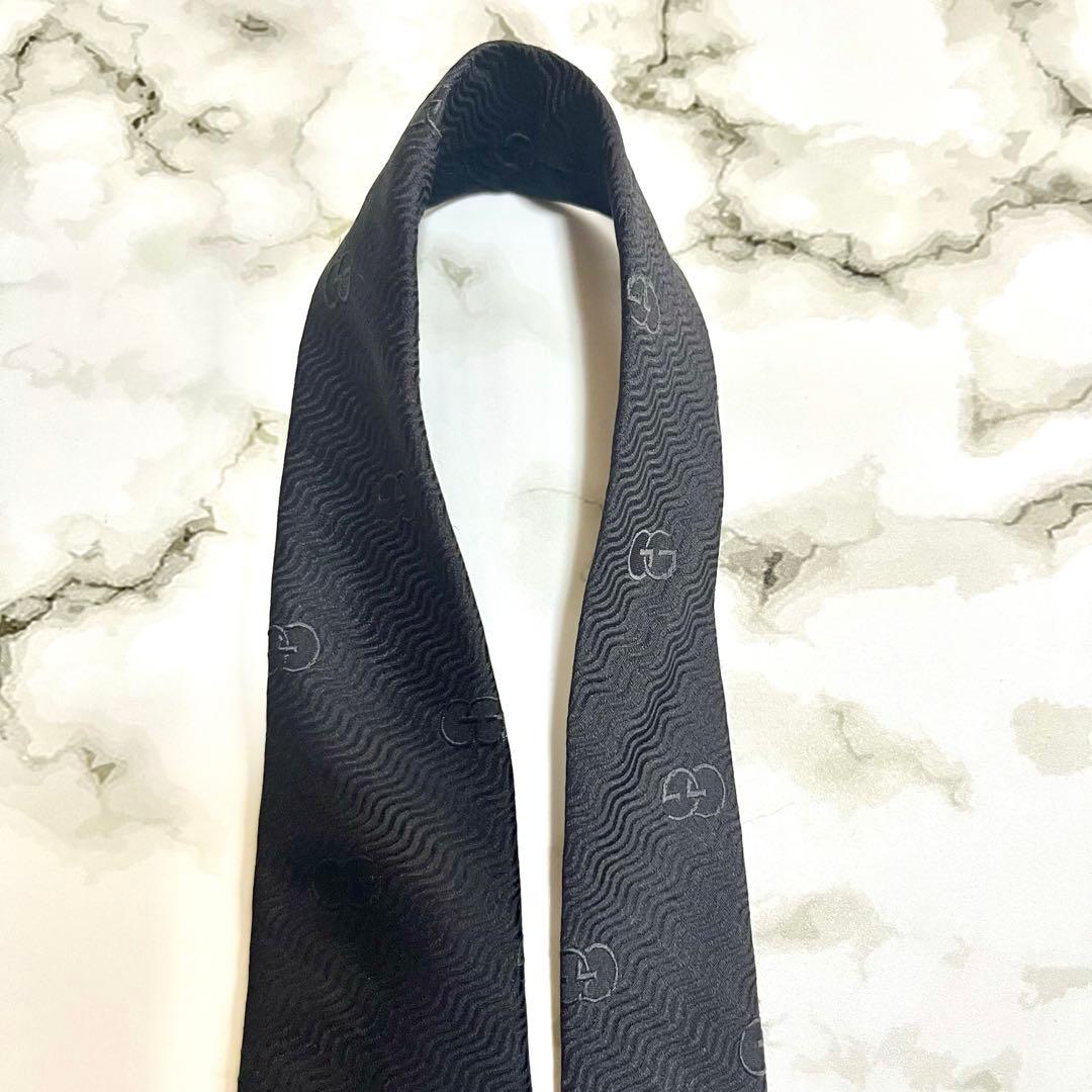 美品✨　GUCCI ネクタイ　ブラック　ジャガード　モーマント