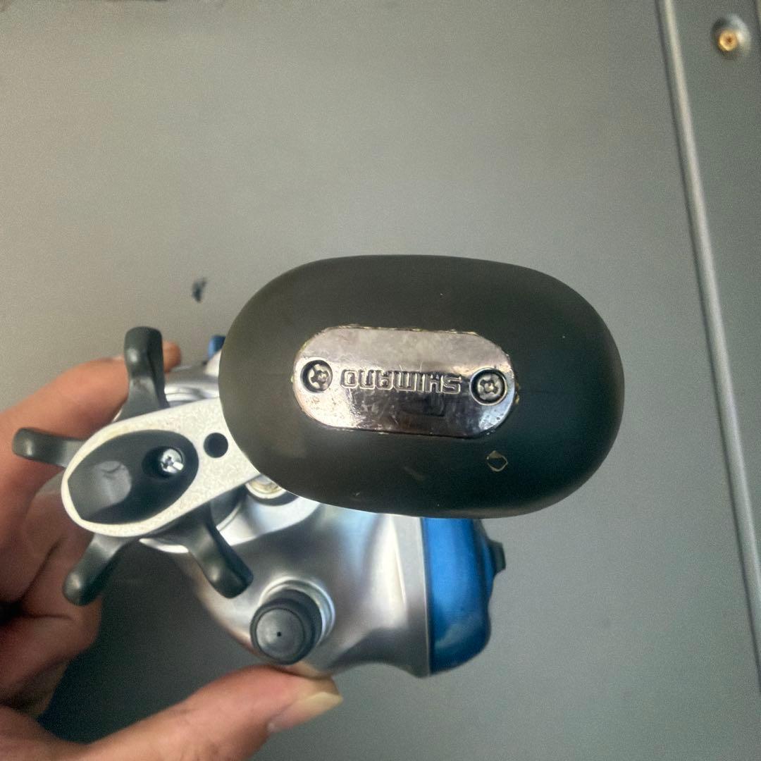 SHIMANO シマノ 電動リール 釣り 600H 動作未確認