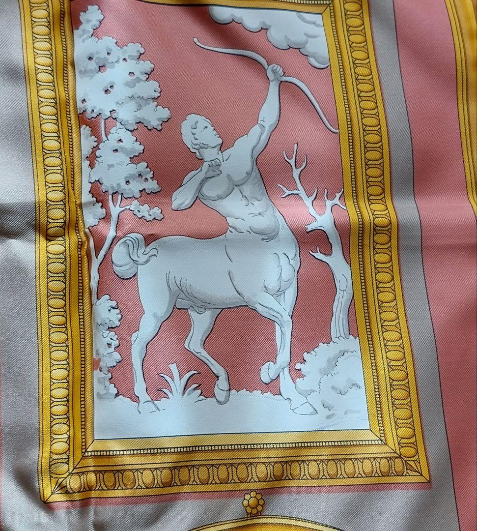 HERMES シルクスカーフ ピンク・ベージュ