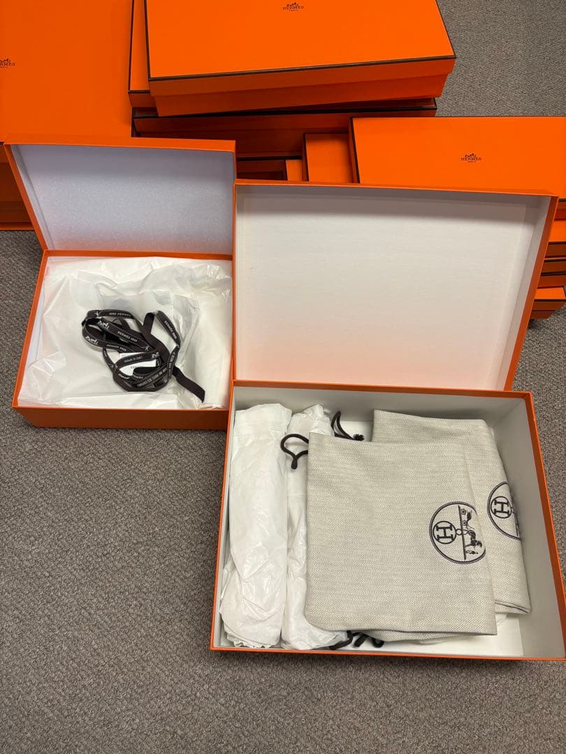 HERMES オレンジボックス 空き箱 26個セット ショッパー7袋&リボン付