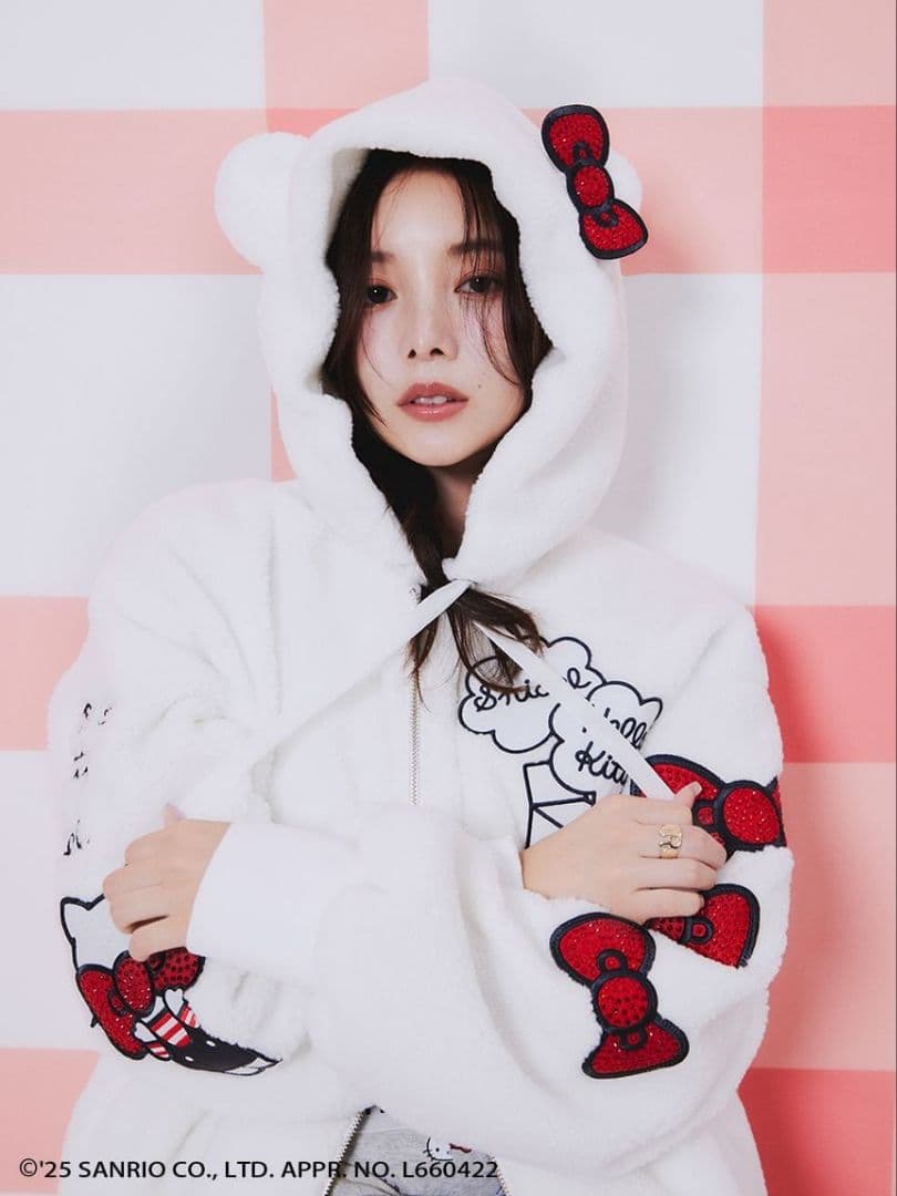 加*子様 最安値 SNIDEL スナイデル【HELLO KITTY】プレミアムパ