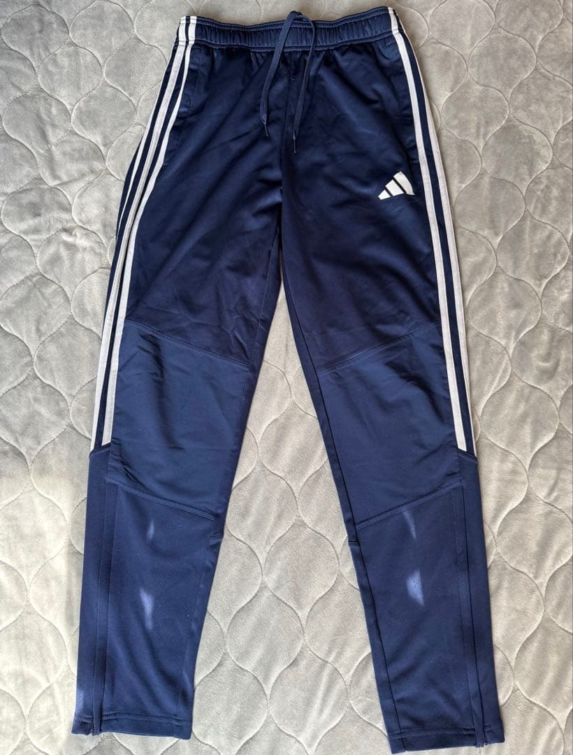 adidas トレーニングウェア セットアップ