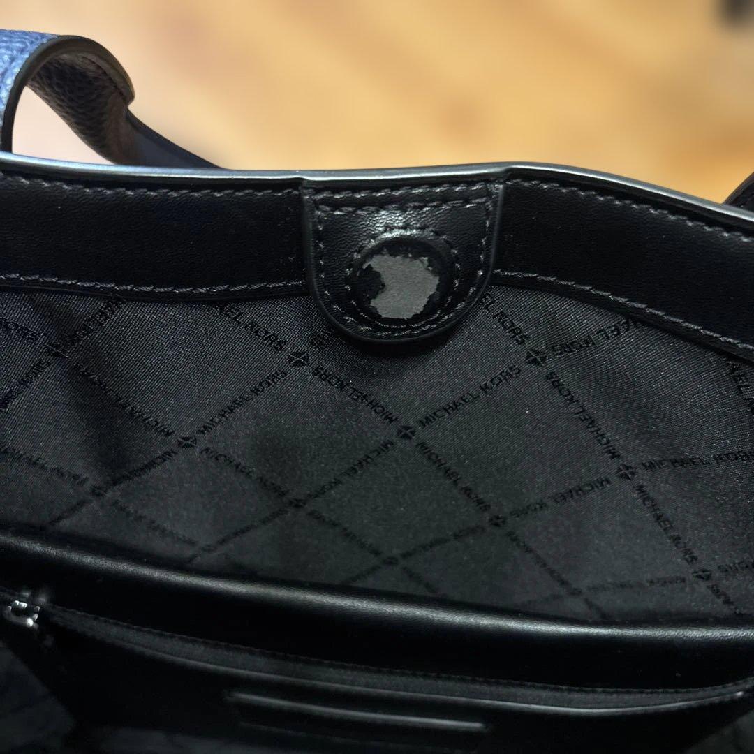 MICHAEL KORS ネイビー トートバッグ　マイケルコース　ビジネスバッグ