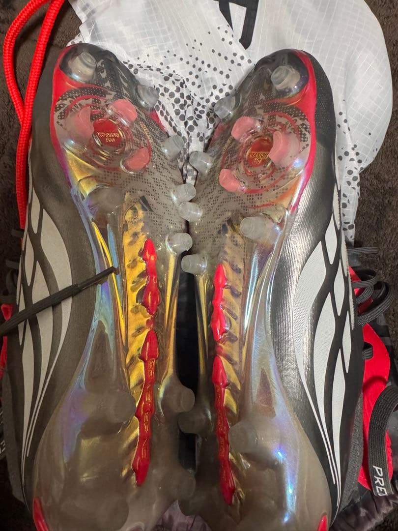 Predator サッカーシューズ AG プレデターadidas