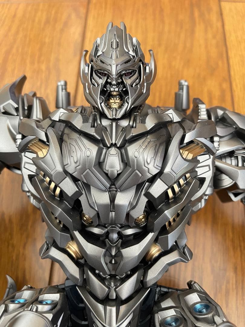 メガトロン似　トランスフォーマー　非正規　LS-06 Black Mamba