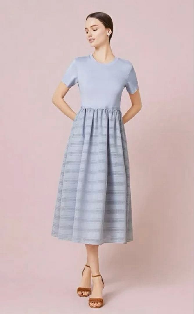 極美品✨’22年完売品 フォクシー リラ 半袖ロングドレスワンピース ブルー