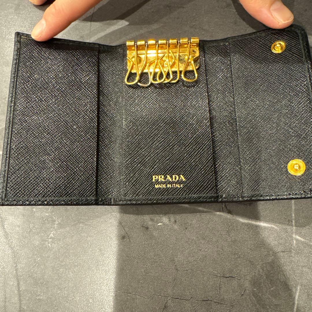 PRADA ブラックキーケース ゴールド金具