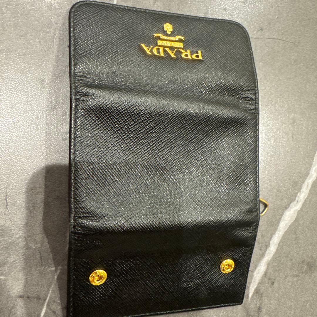 PRADA ブラックキーケース ゴールド金具
