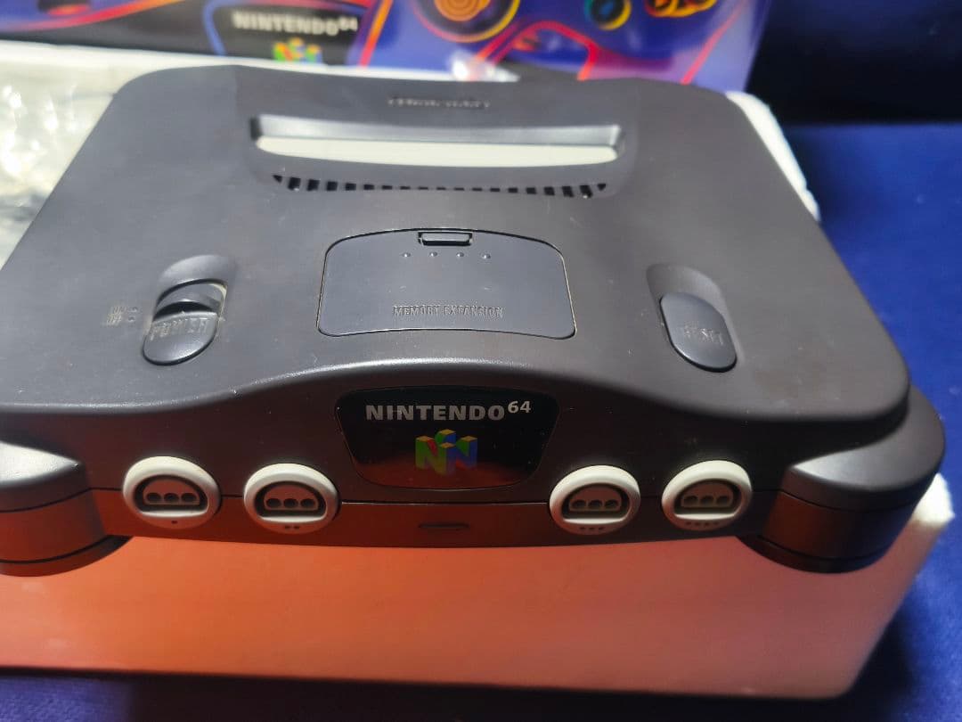 任天堂 Nintendo 64 本体 箱付
