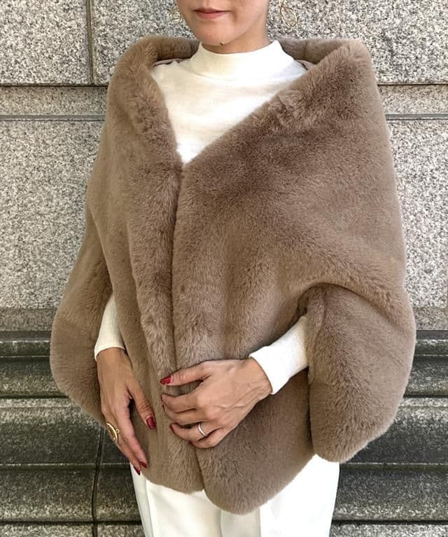 JENNE リッチボリュームファーケープ新品未使用タグつき　柴犬カラー